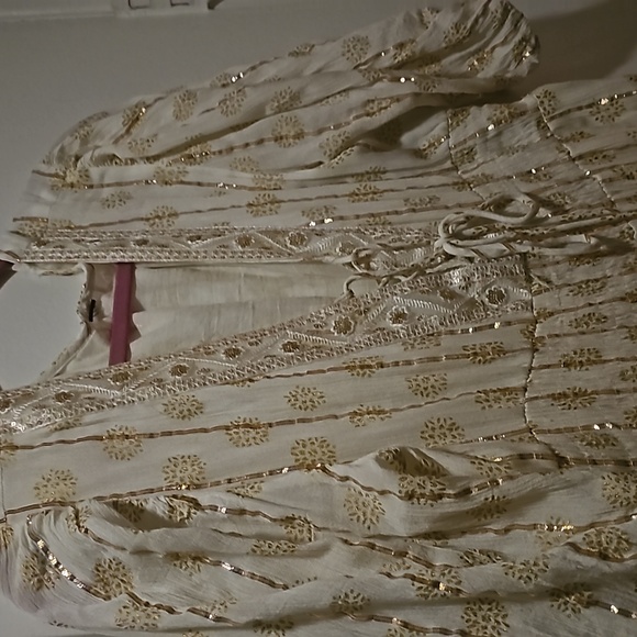 Dress - Picture 2 of 3